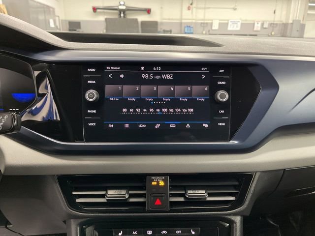 Certified 2023 Volkswagen Taos SE AWD/4WD image 22