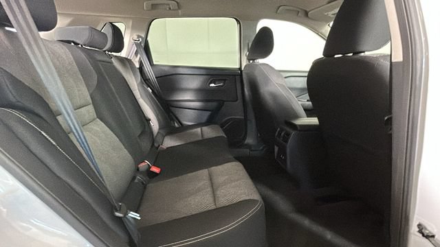 Used 2026 Nissan Rogue SV w/ Cold Weather Package AWD/4WD image 28