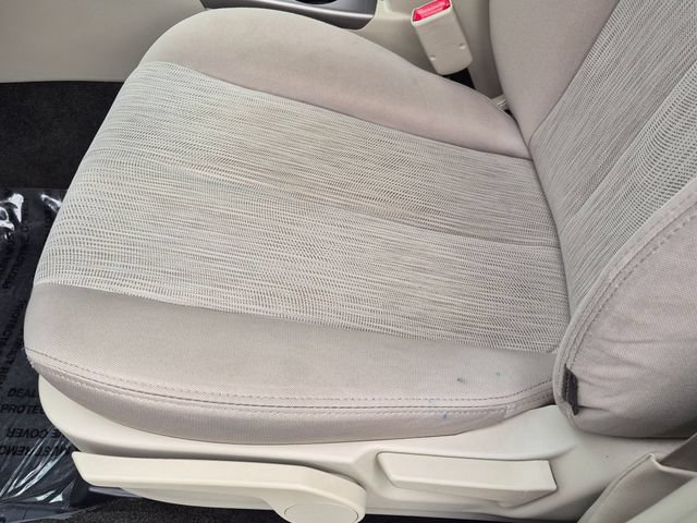 Used 2014 Subaru Legacy 2.5i w/ Alloy Wheel Package AWD/4WD image 15