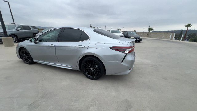 Used 2023 Toyota Camry XSE FWD image 6