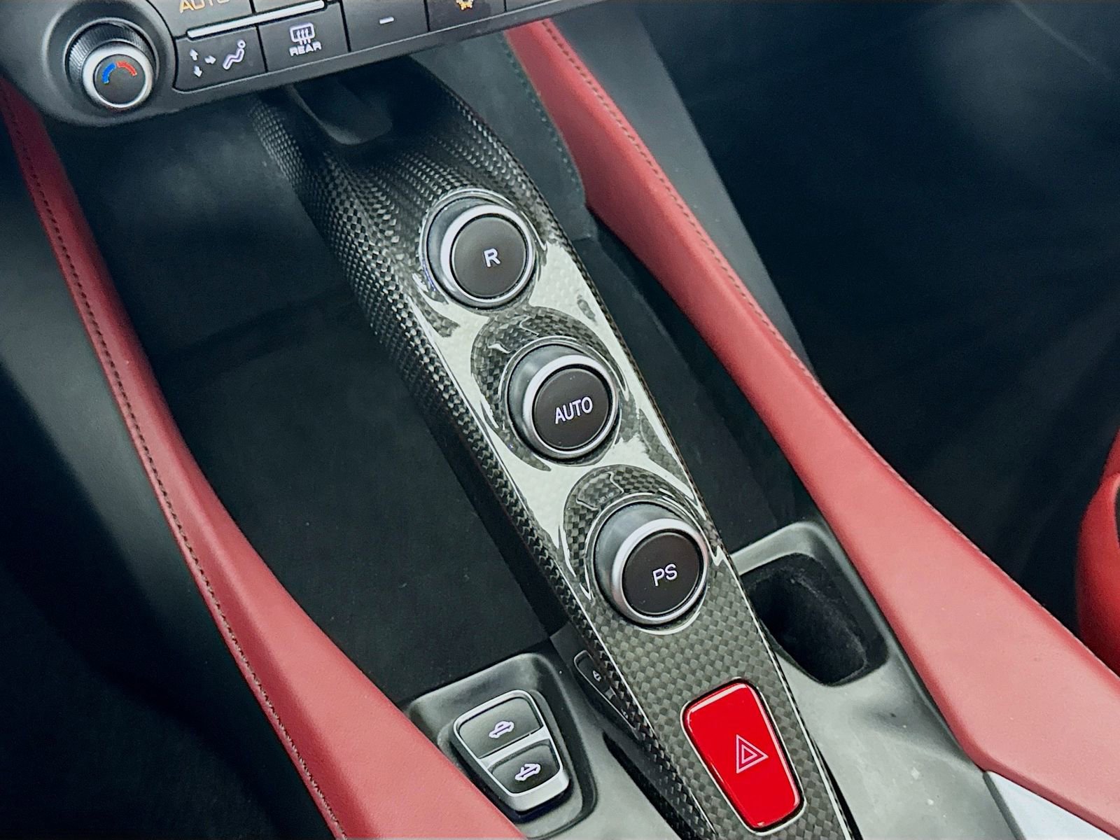 Used 2020 Ferrari Portofino image 14