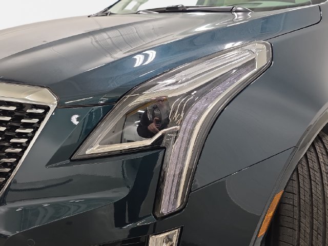 New 2026 Cadillac XT5 Premium Luxury w/ LPO, Floor Liner Package AWD/4WD image 26