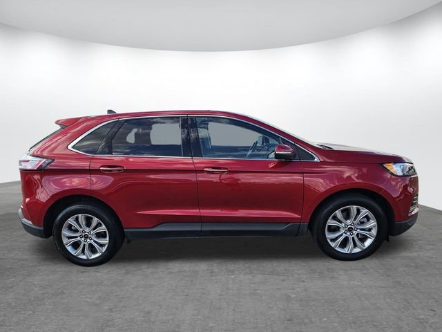 Certified 2024 Ford Edge Titanium image 3