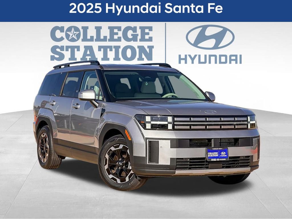 Used 2025 Hyundai Santa Fe SEL FWD image 3