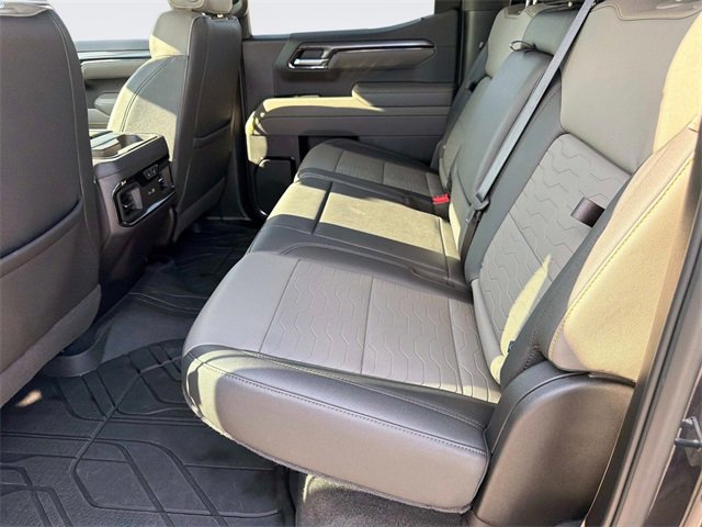 Used 2024 Chevrolet Silverado 1500 ZR2 w/ Technology Package image 15