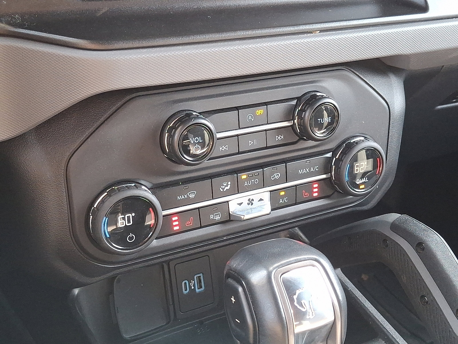 Used 2023 Ford Bronco Big Bend image 18