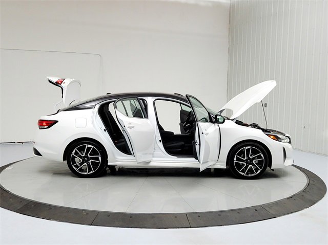 New 2025 Nissan Sentra SR w/ SR Premium Package image 16