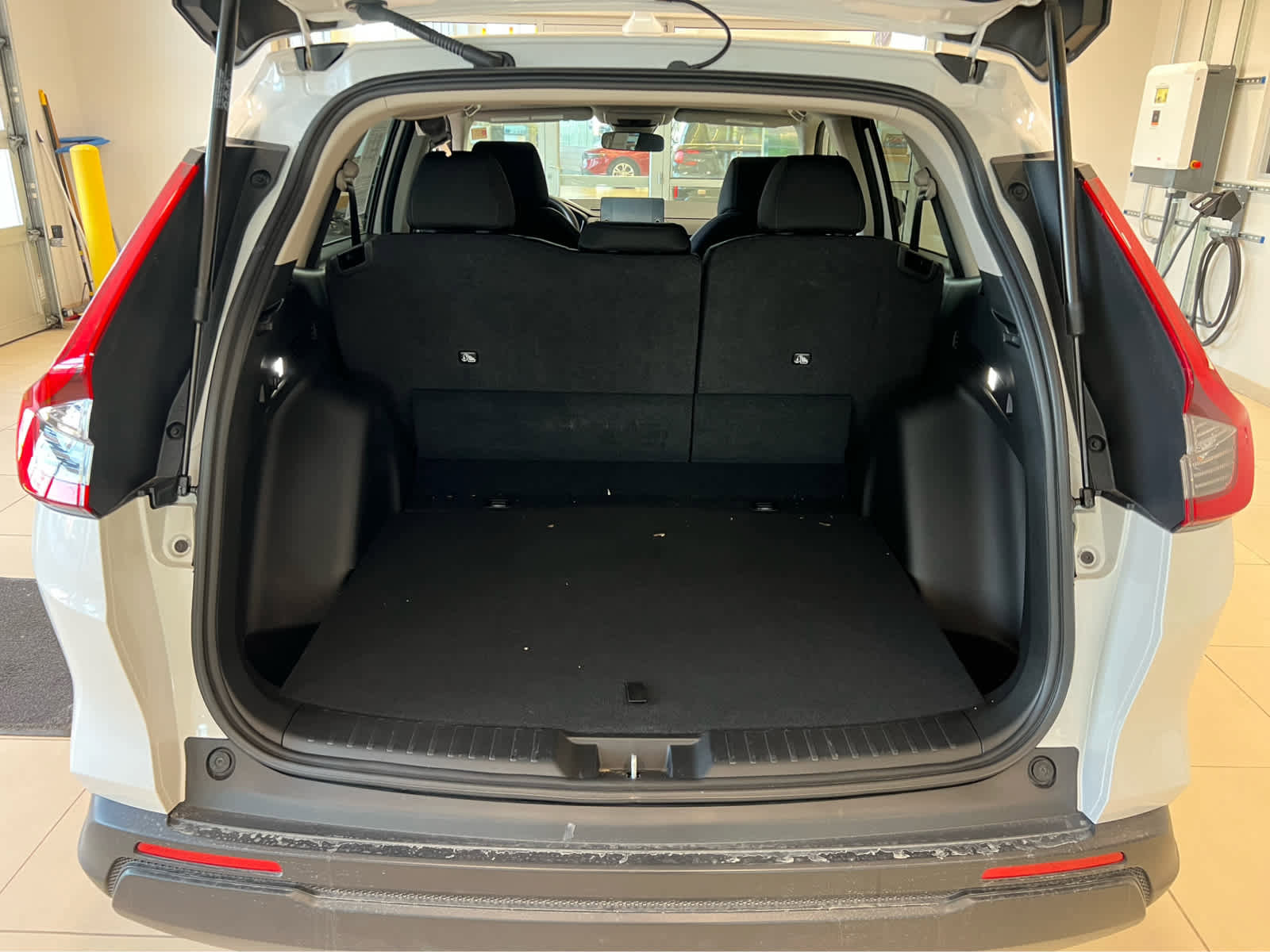 Certified 2024 Honda CR-V EX image 9