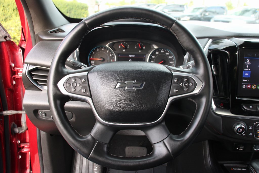 Used 2023 Chevrolet Traverse RS image 25