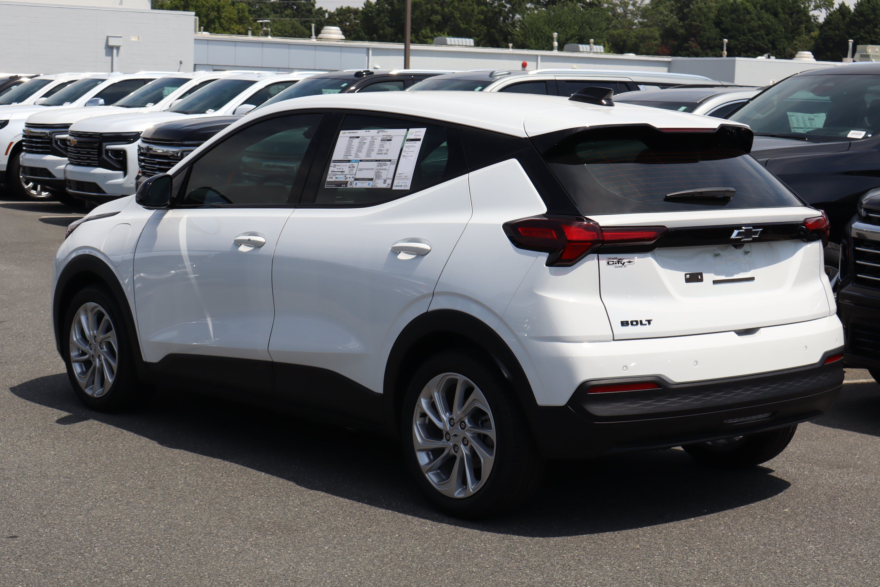 New 2027 Chevrolet Bolt LT FWD image 7
