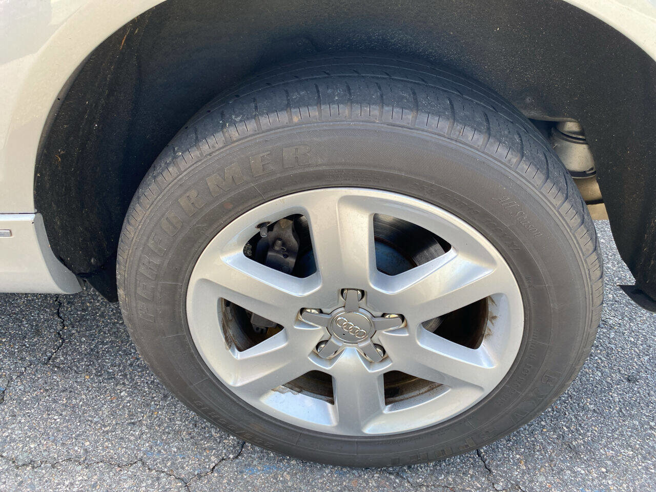 Used 2015 Audi Q7 3.0T Premium image 11