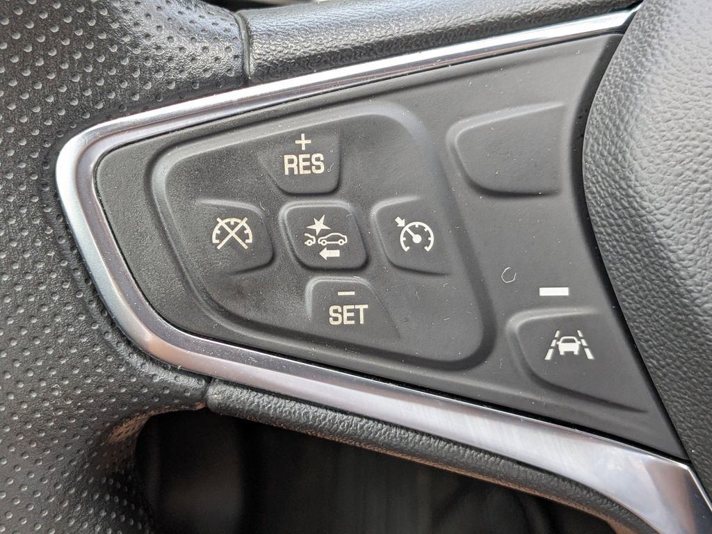 Used 2024 Chevrolet Malibu LT FWD image 23