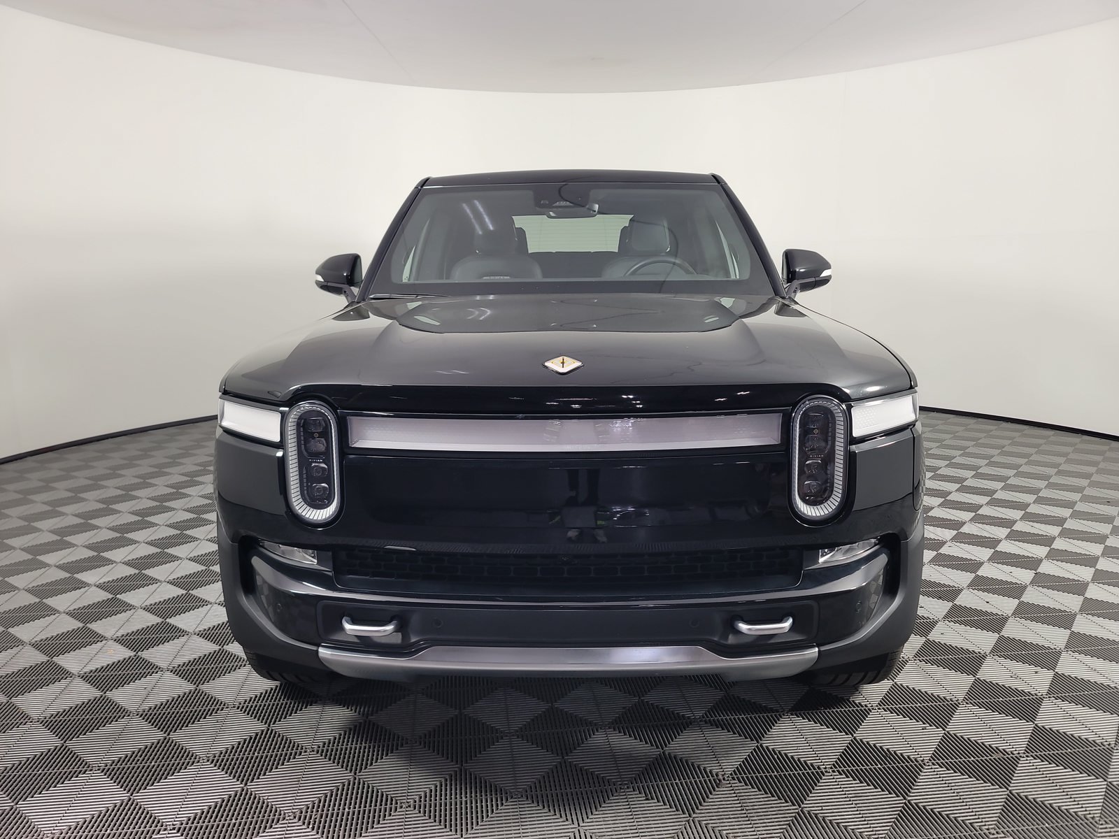 Used 2023 Rivian R1T Adventure Quad AWD/4WD image 8