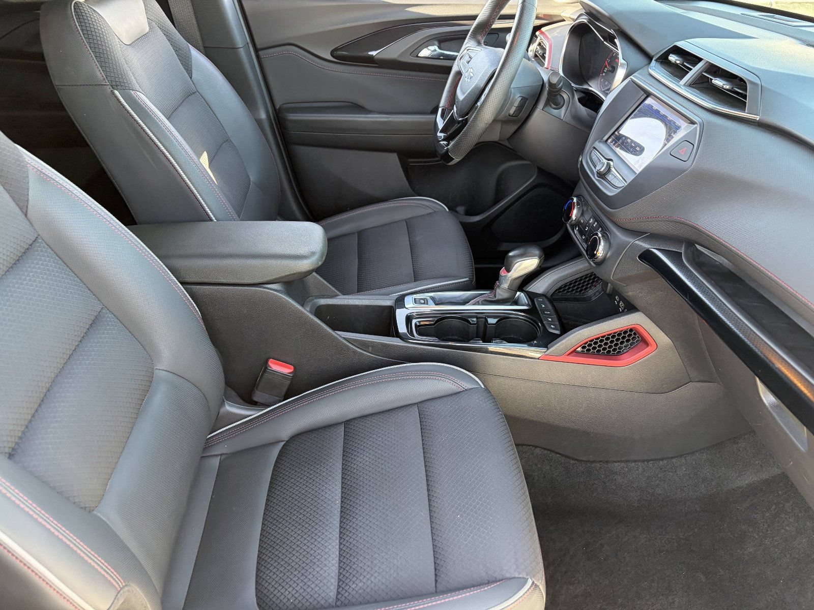 Certified 2022 Chevrolet TrailBlazer RS FWD image 12