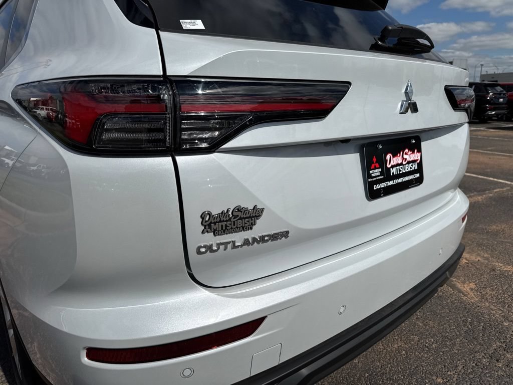 New 2026 Mitsubishi Outlander ES AWD/4WD image 47