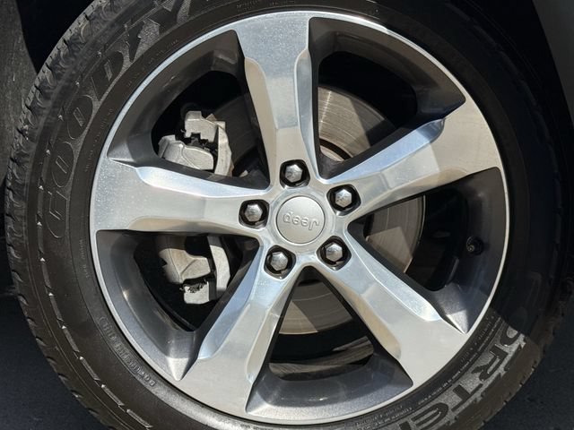 Used 2021 Jeep Grand Cherokee L Limited RWD image 10