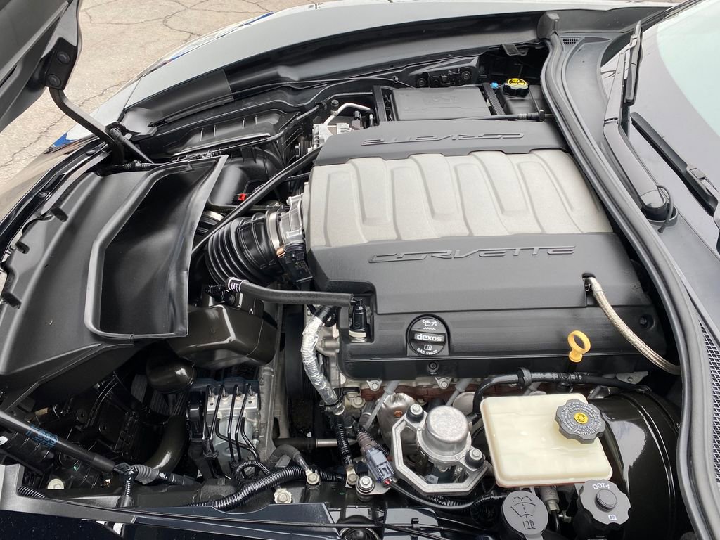 Used 2014 Chevrolet Corvette Stingray Coupe w/ Battery Protection Package image 9