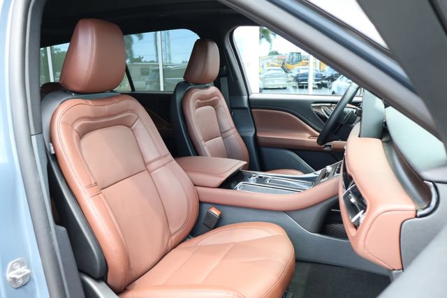 New 2026 Lincoln Aviator Reserve w/ Illumination Package RWD image 22