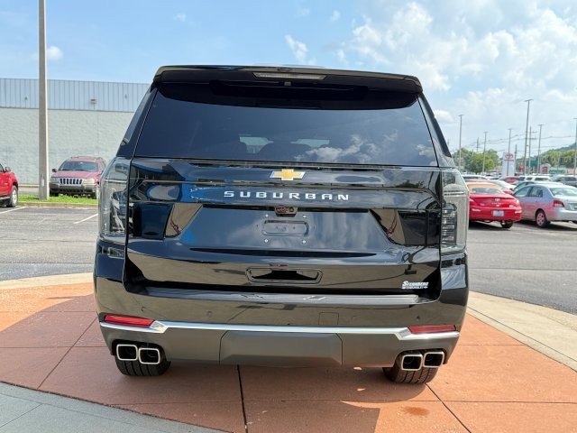 New 2025 Chevrolet Suburban High Country image 5