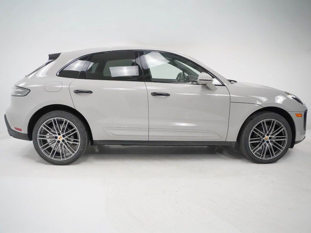 New 2026 Porsche Macan S image 9