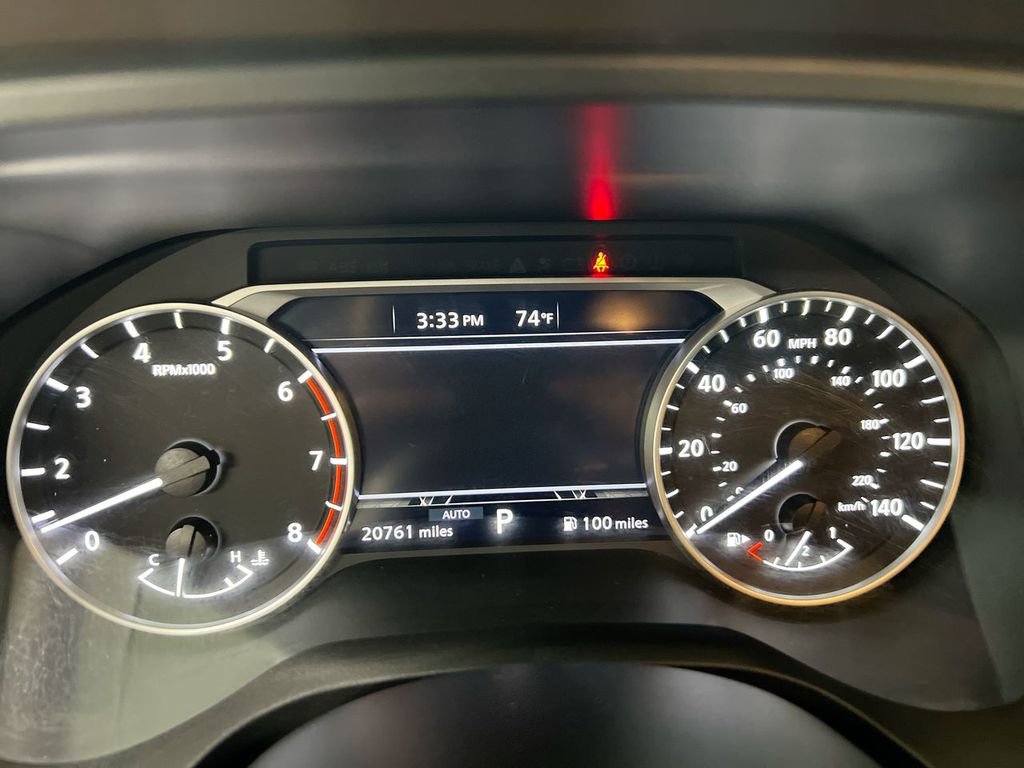 Used 2023 Nissan Rogue SV image 11