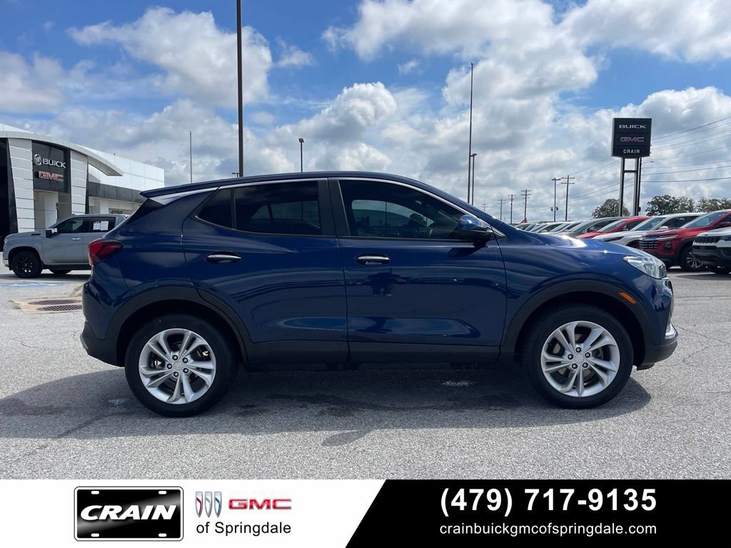 Used 2022 Buick Encore GX Preferred w/ Cold Weather Comfort Package AWD/4WD image 9
