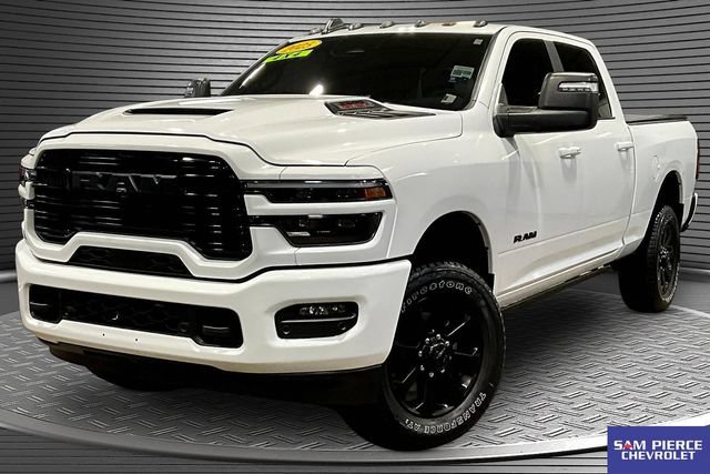 Used 2025 RAM 2500 Laramie AWD/4WD image 1
