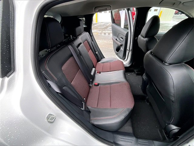 Used 2025 Nissan Kicks SR image 23