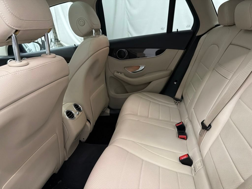 Used 2016 Mercedes-Benz GLC 300 image 19