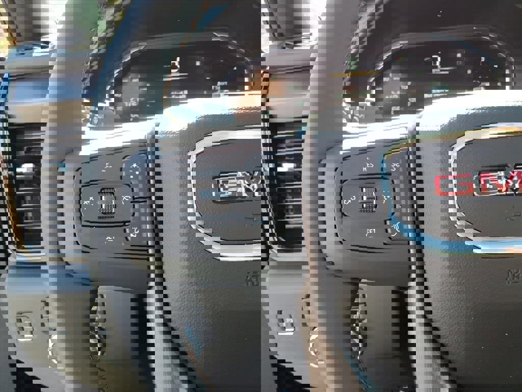 New 2026 GMC Sierra 1500 AT4 w/ AT4 Premium Package image 18