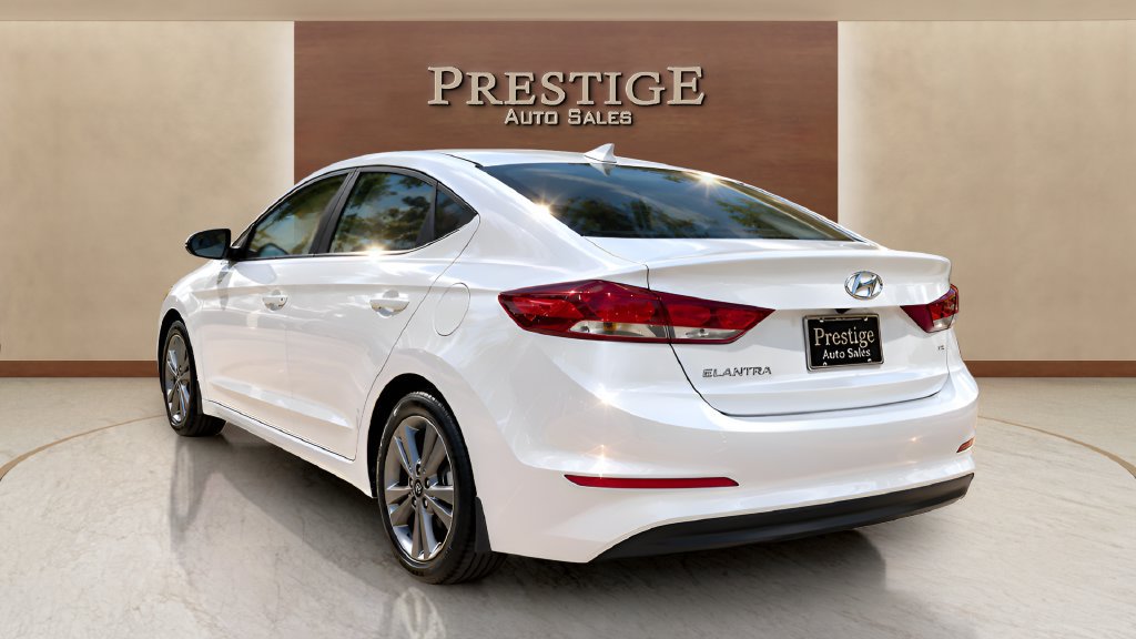Used 2018 Hyundai Elantra SEL FWD image 38
