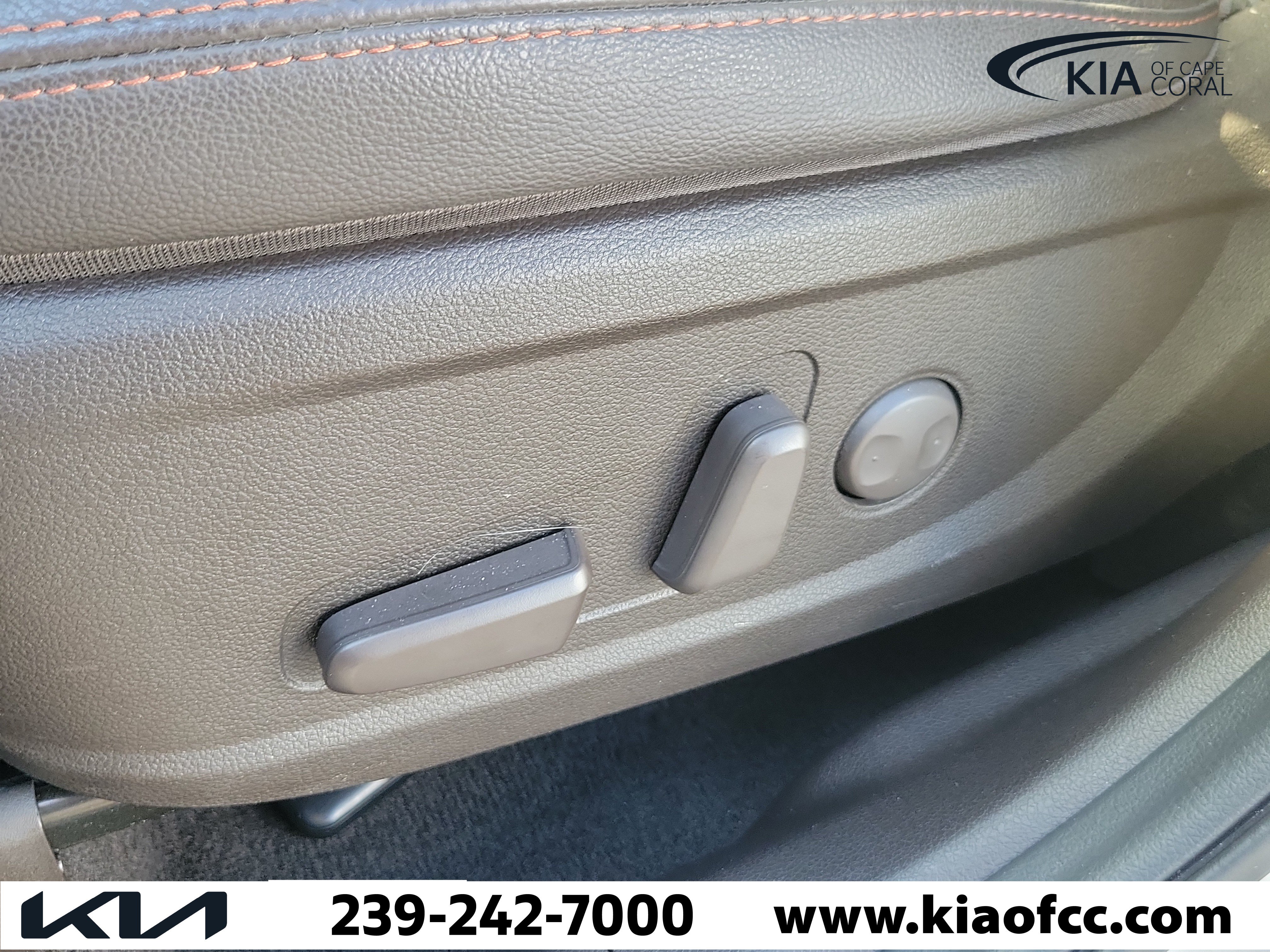 Used 2020 Hyundai Santa Fe SEL w/ Cargo Package FWD image 23