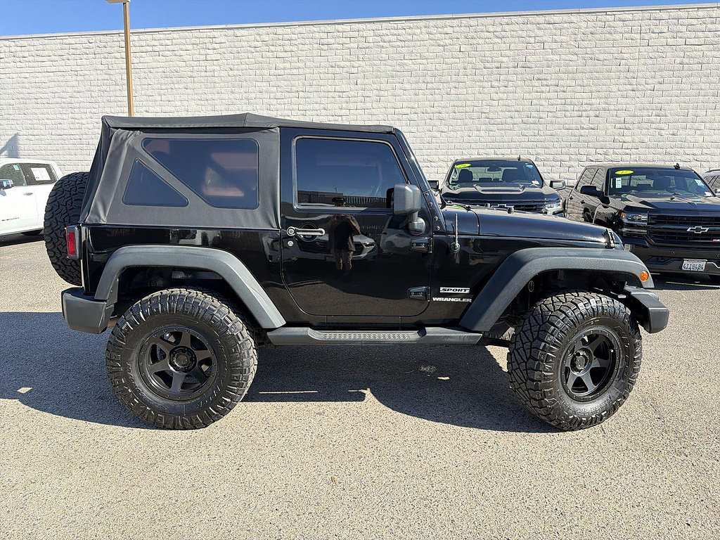 Used 2015 Jeep Wrangler Sport AWD/4WD image 4