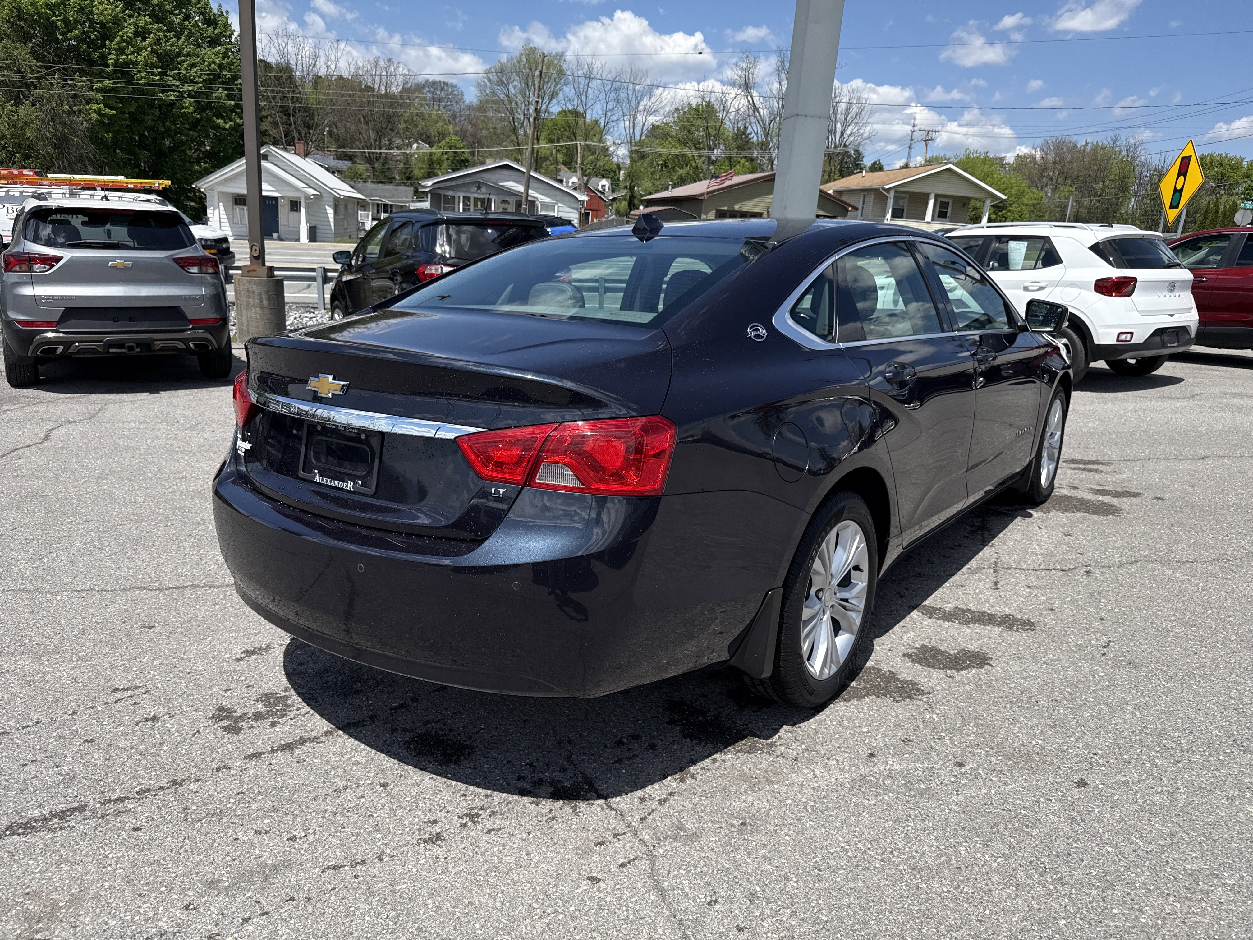 Used 2014 Chevrolet Impala LT w/ Convenience Package FWD image 4