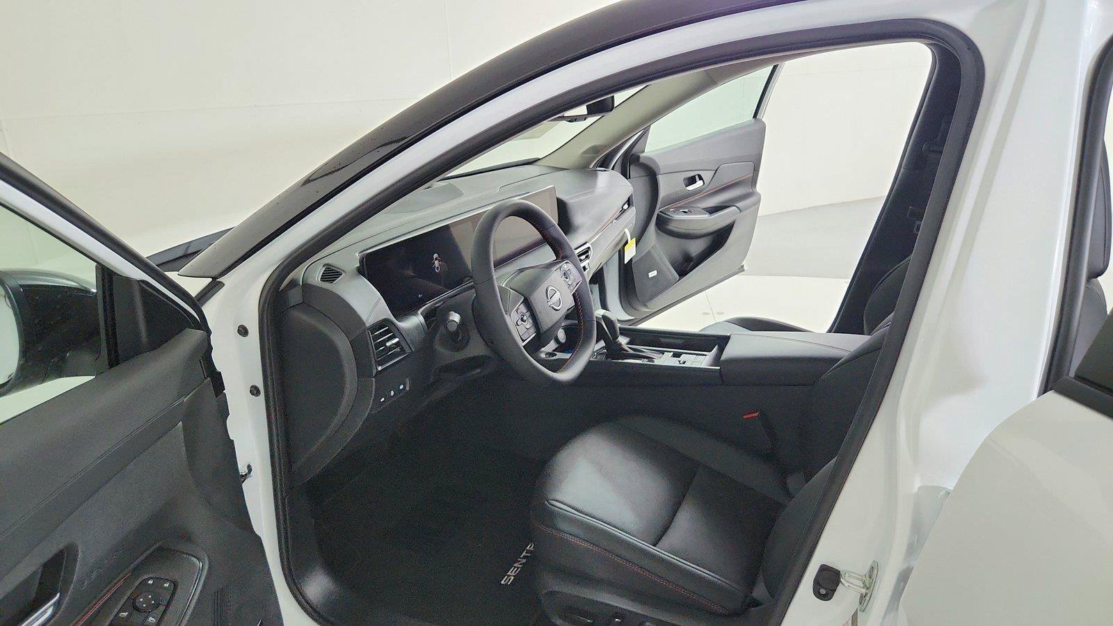 New 2027 Nissan Sentra SR w/ SR Premium Package FWD image 17