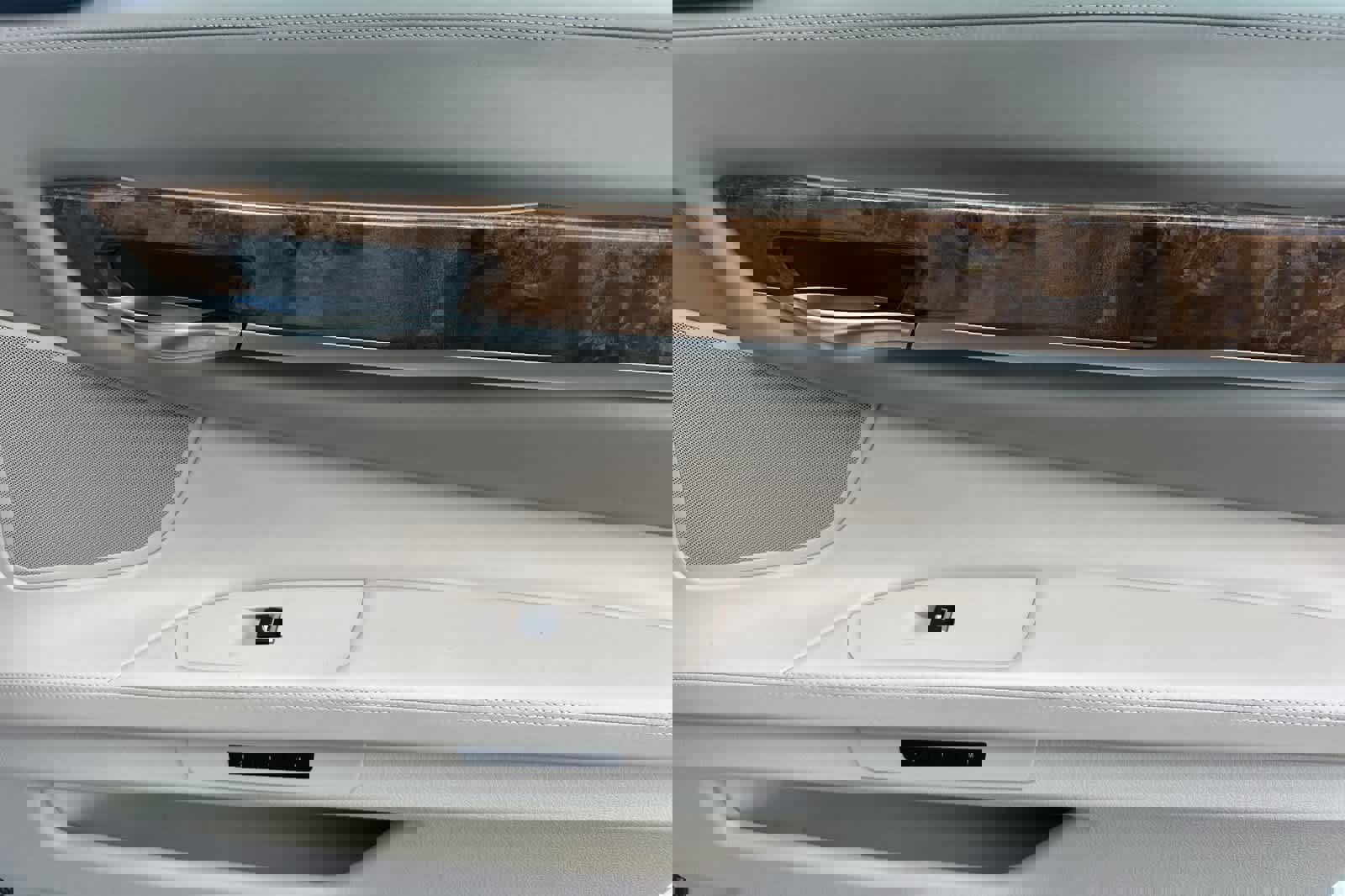 Used 2013 BMW 750Li image 18