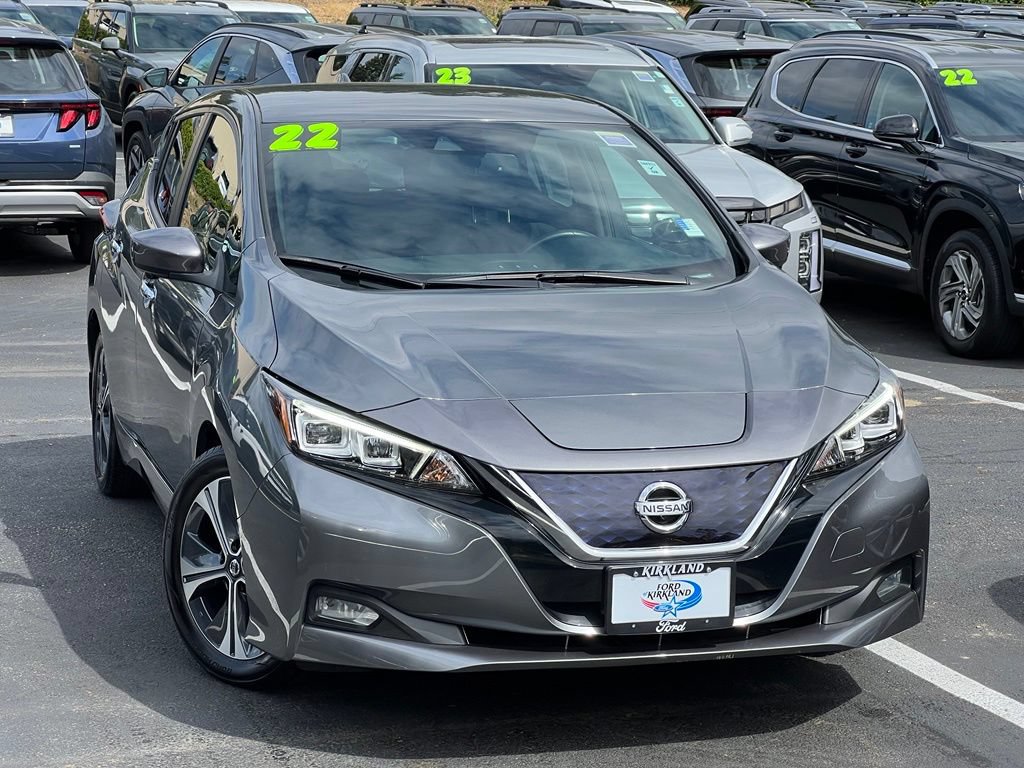 Used 2022 Nissan Leaf SV w/ SV Technology Package FWD image 1