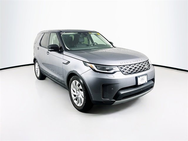 Used 2024 Land Rover Discovery S image 3
