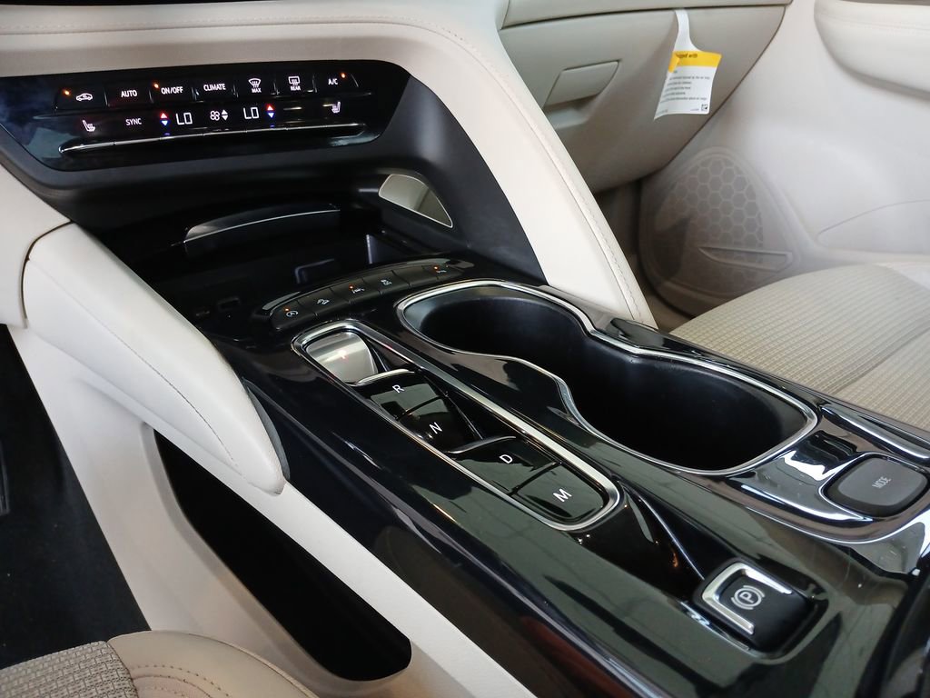 Certified 2023 Buick Envision Preferred image 16