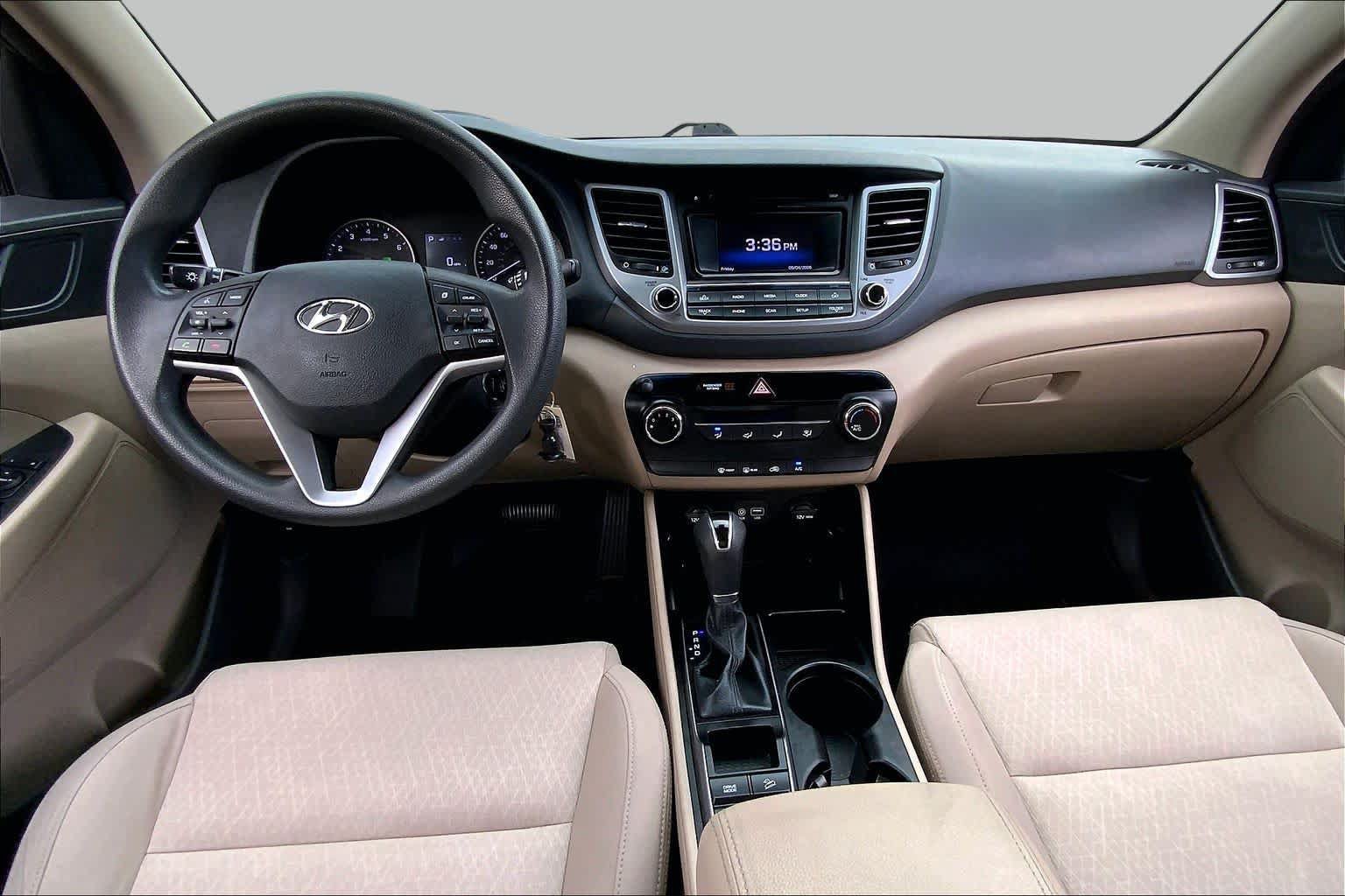 Used 2017 Hyundai Tucson SE w/ SE Popular Package 02 AWD/4WD image 16