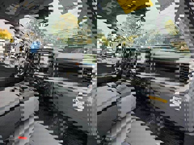 New 2024 Ford F550 4x4 Regular Cab Super Duty image 16