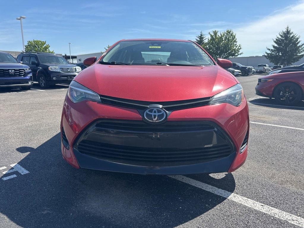 Used 2019 Toyota Corolla LE FWD image 2