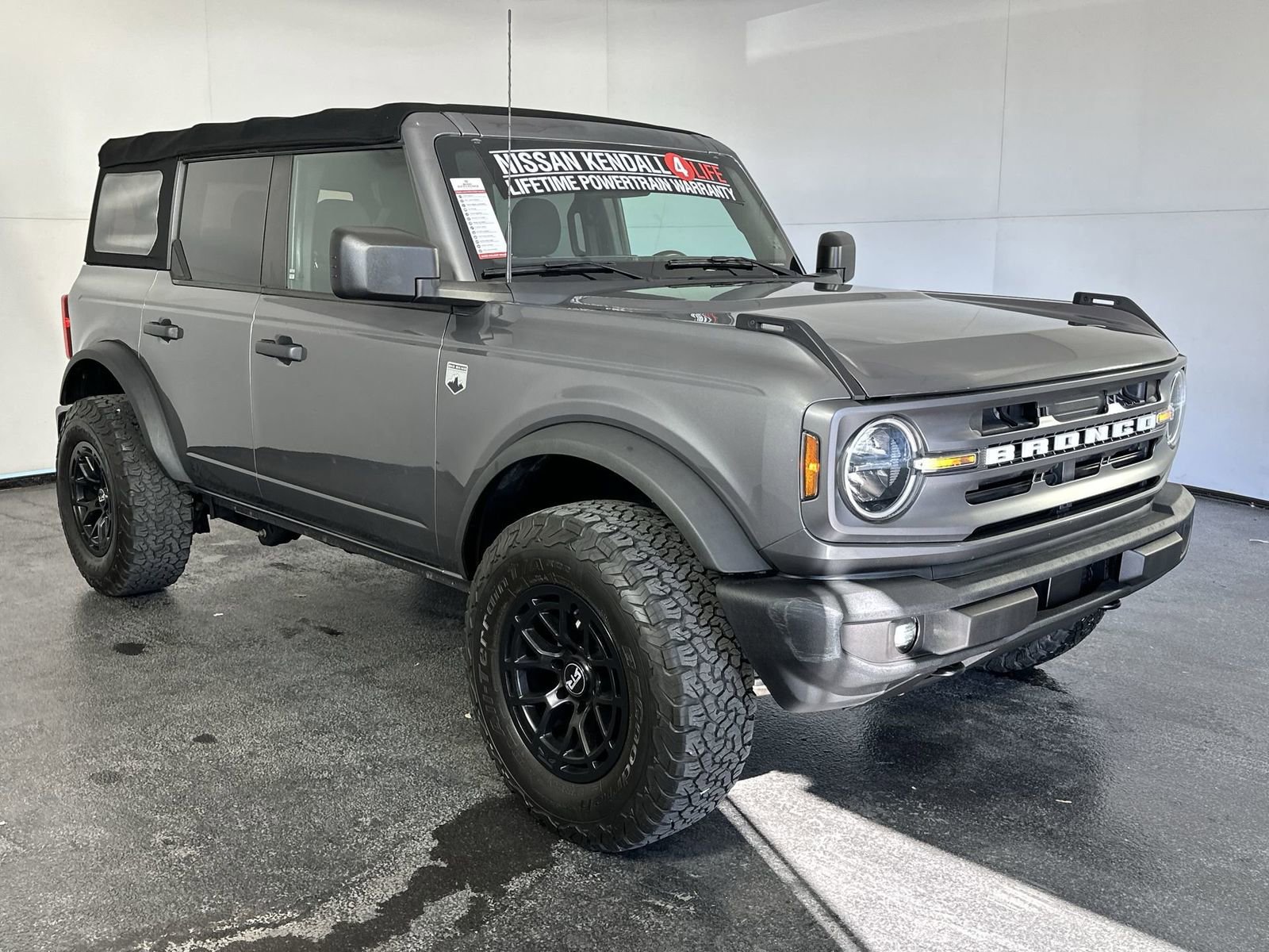 Used 2022 Ford Bronco Big Bend image 3