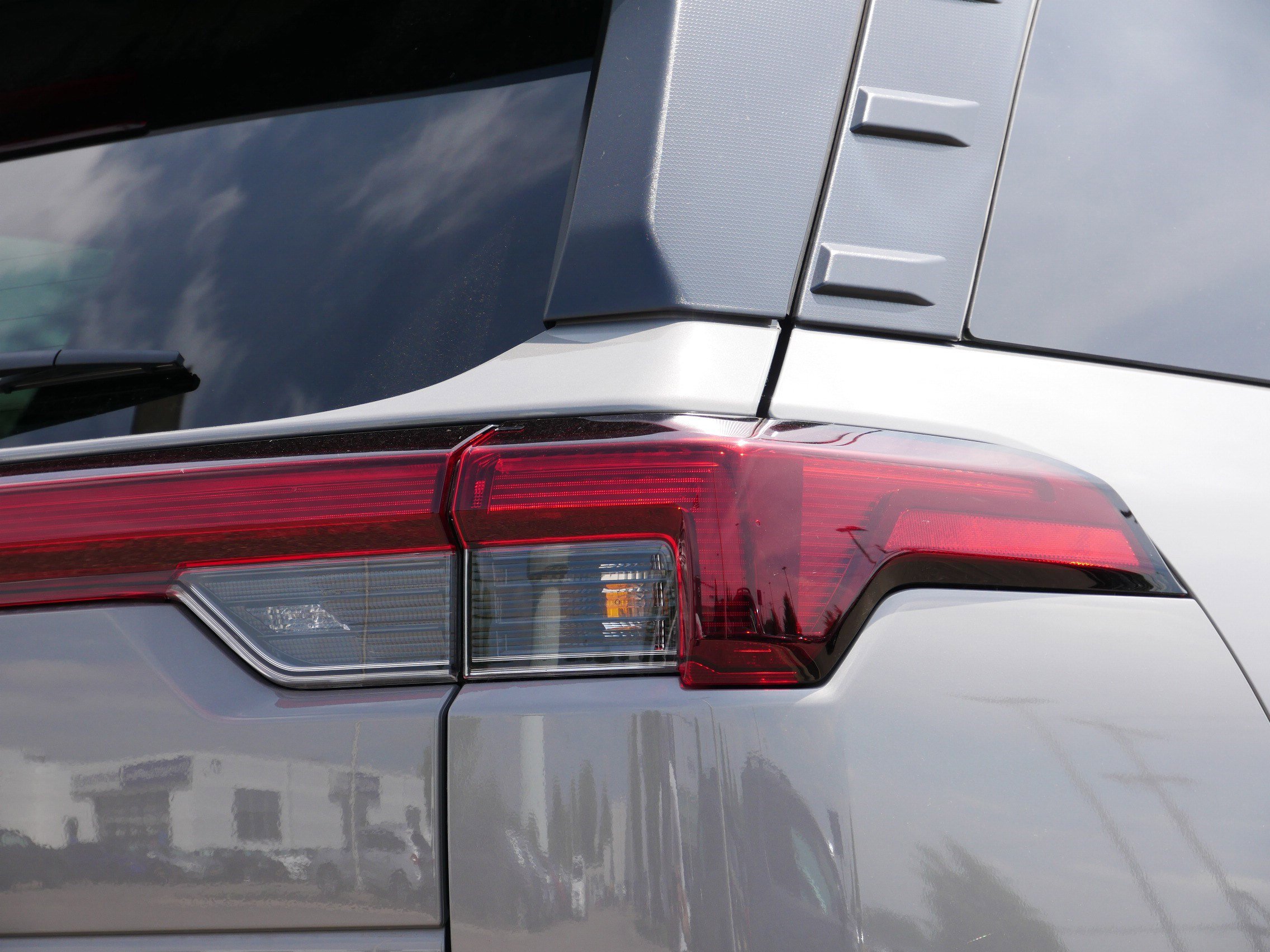Certified 2026 Subaru Outback Touring AWD/4WD image 17