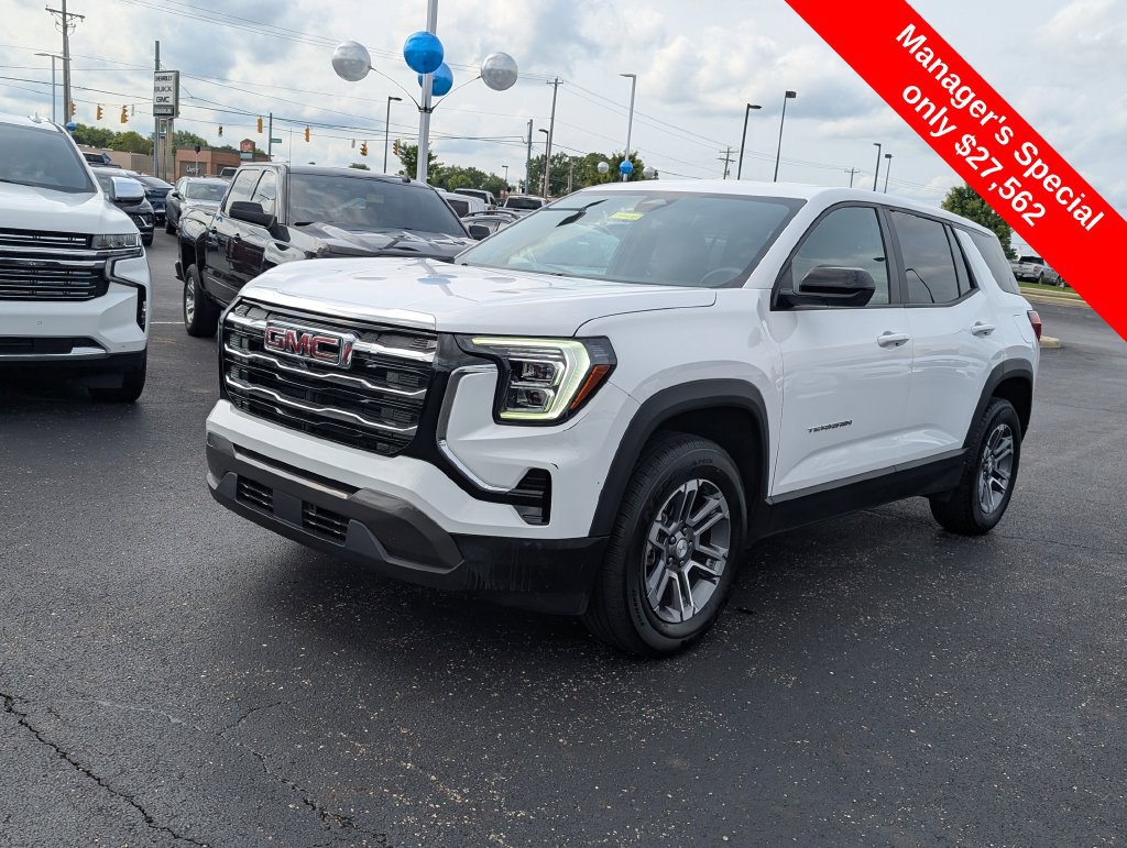 Used 2026 GMC Terrain Elevation FWD image 3