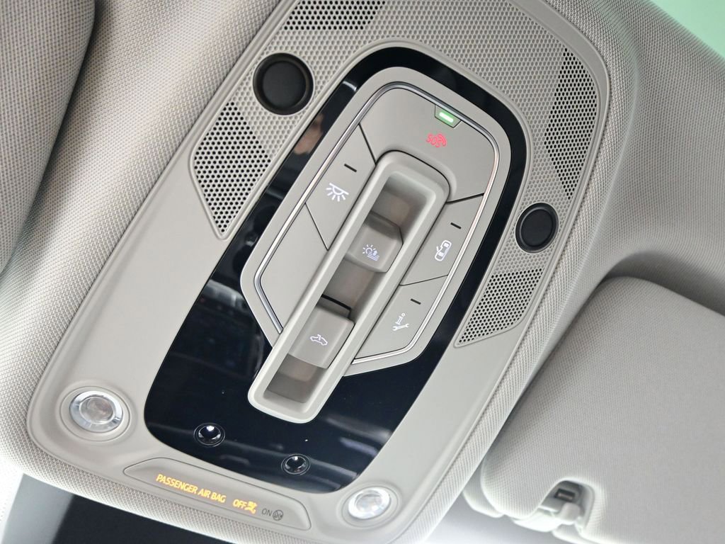 Used 2023 Audi Q7 3.0T Prestige w/ Prestige Package image 27