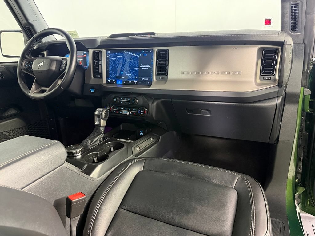 Used 2025 Ford Bronco Outer Banks AWD/4WD image 17