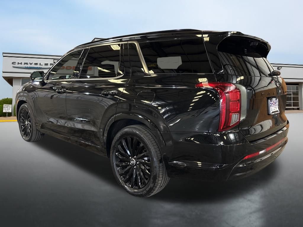 Used 2025 Hyundai Palisade Calligraphy image 3