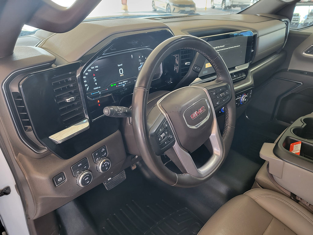 Used 2024 GMC Sierra 1500 SLT AWD/4WD image 13