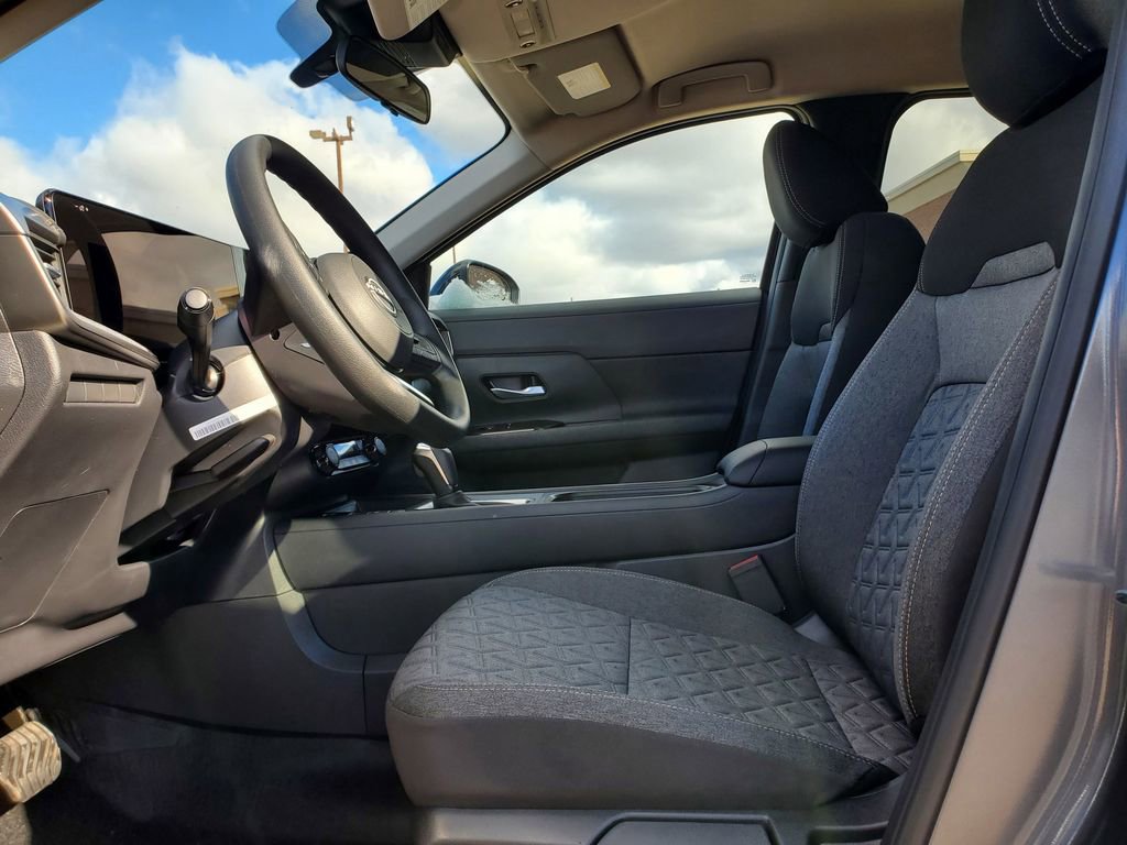 New 2026 Nissan Kicks SV w/ Cold Weather Package AWD/4WD image 17